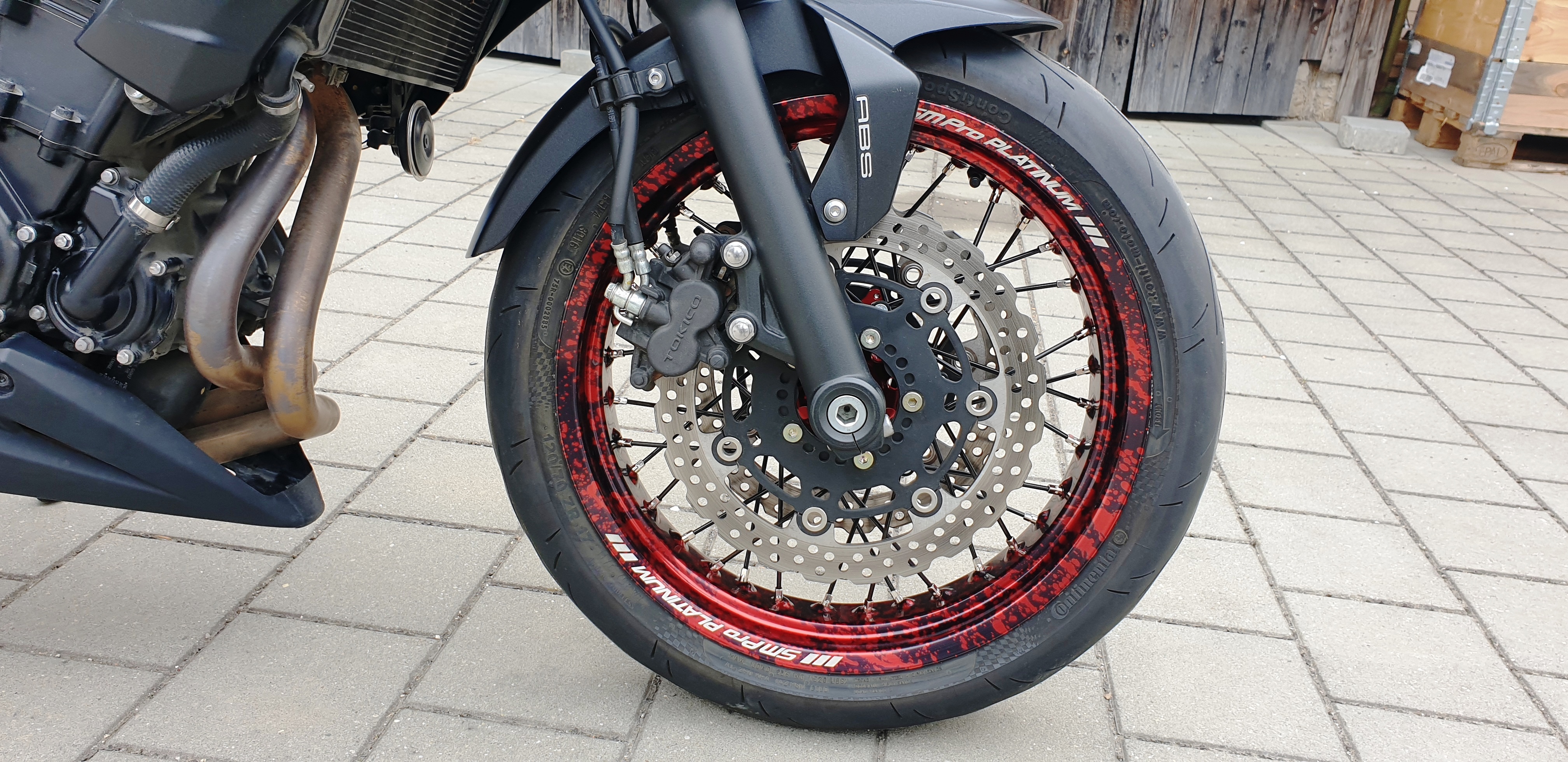 Kawasaki ER6N Speicher�der total rechts